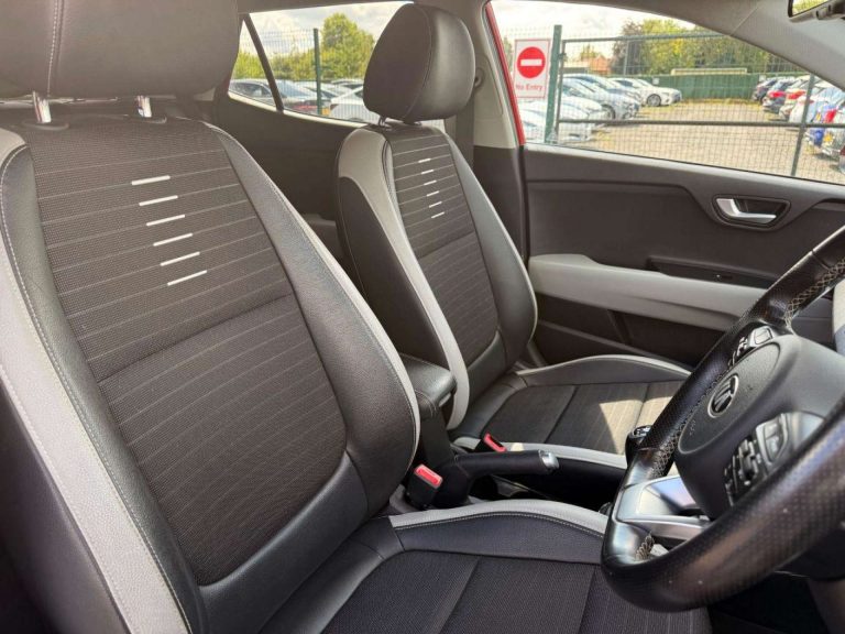 kia-stonic-suv-petrol-d4b0052a7041